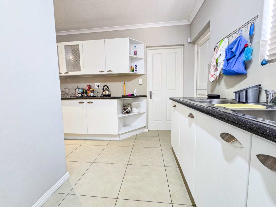 3 Bedroom Property for Sale in Stilbaai Wes Western Cape